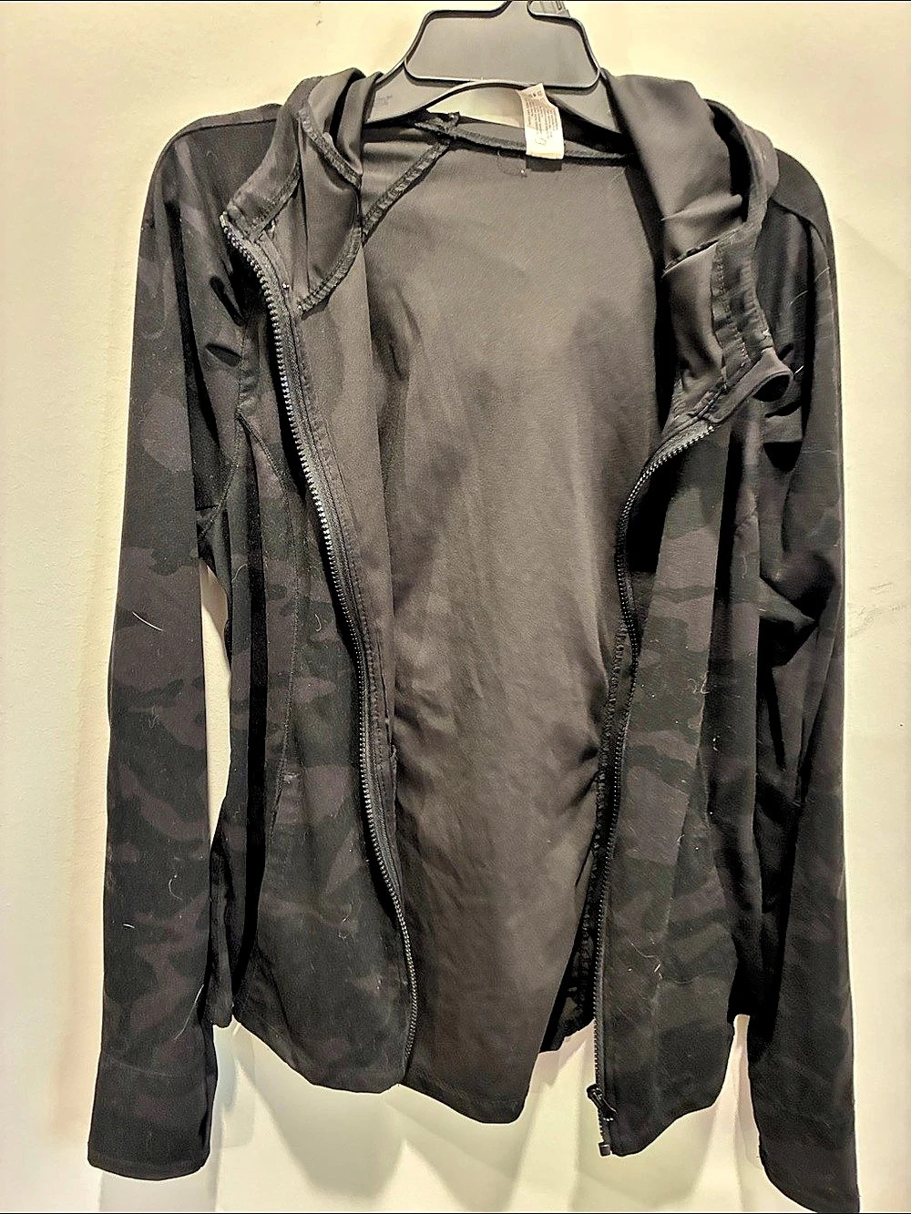 Yogalicious Lux Camouflage Full Zip Athletic Performance Jacket Women's Black C